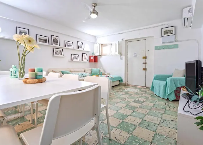 Big Flat In Center With Patio Apartamento Málaga